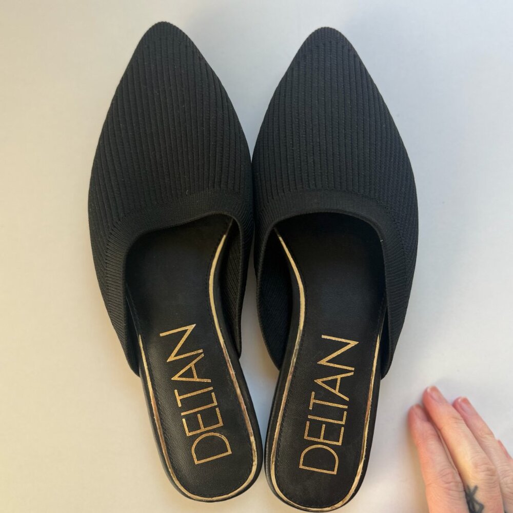 Deltan Black Slip On Fabric Black Gold Lining